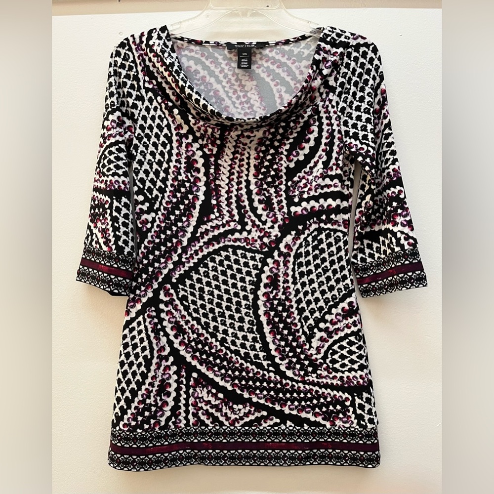 White House Black Market patterned tunic top